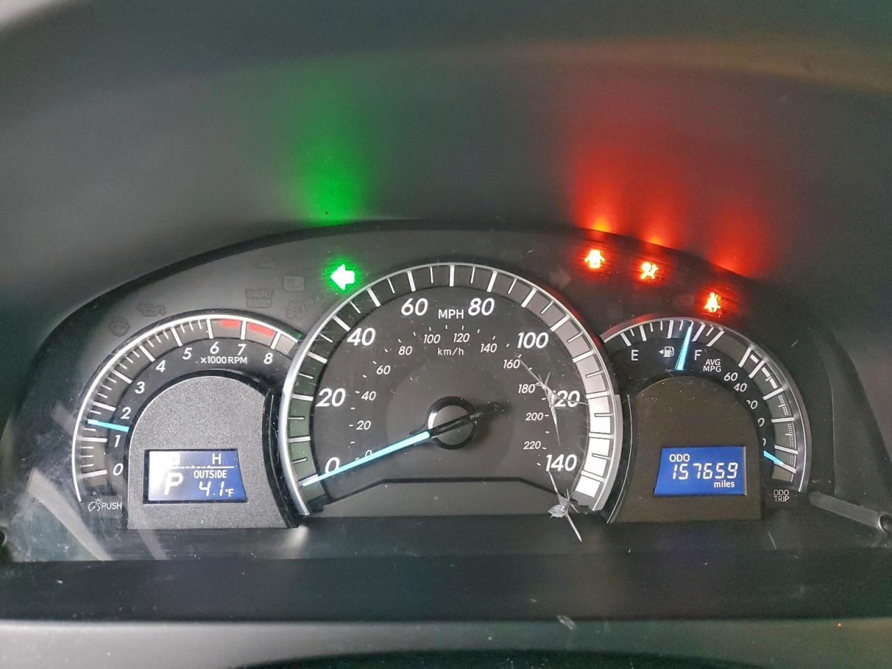 2014 TOYOTA CAMRY L photo 9