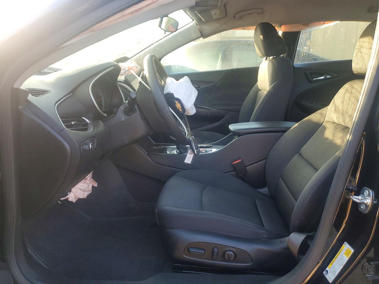 2025 CHEVROLET MALIBU LT photo 7