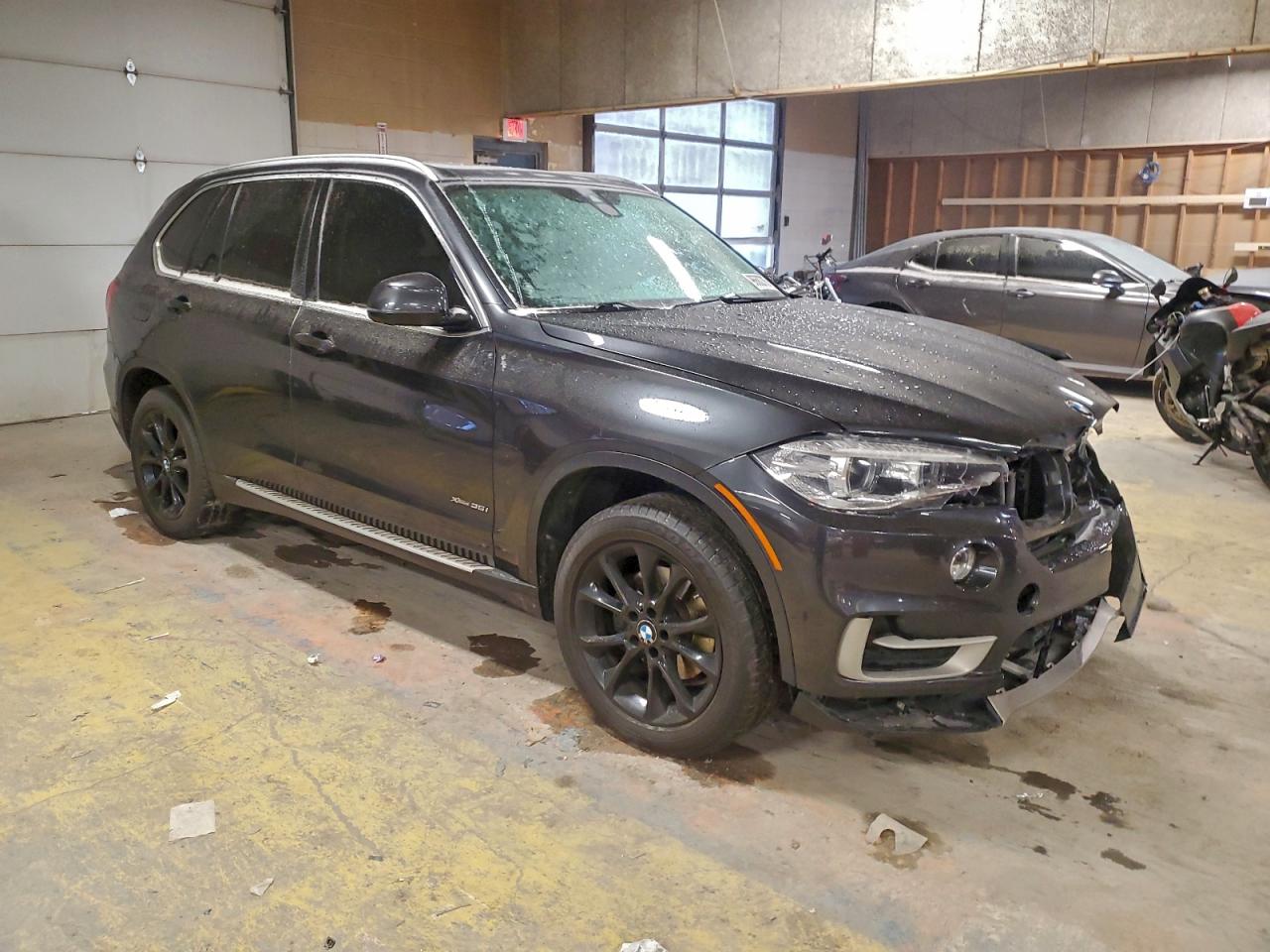 2015 BMW X5 XDRIVE35I photo 4