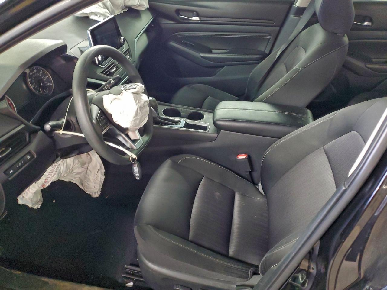 2019 NISSAN ALTIMA S photo 7
