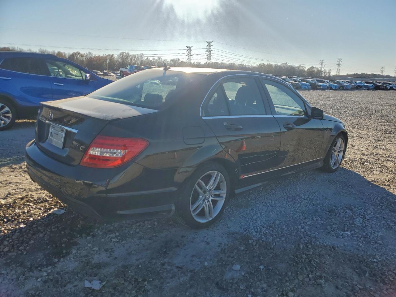 2013 MERCEDES-BENZ C 250 photo 3