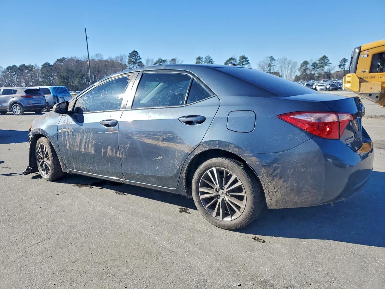 2017 TOYOTA COROLLA L photo 2
