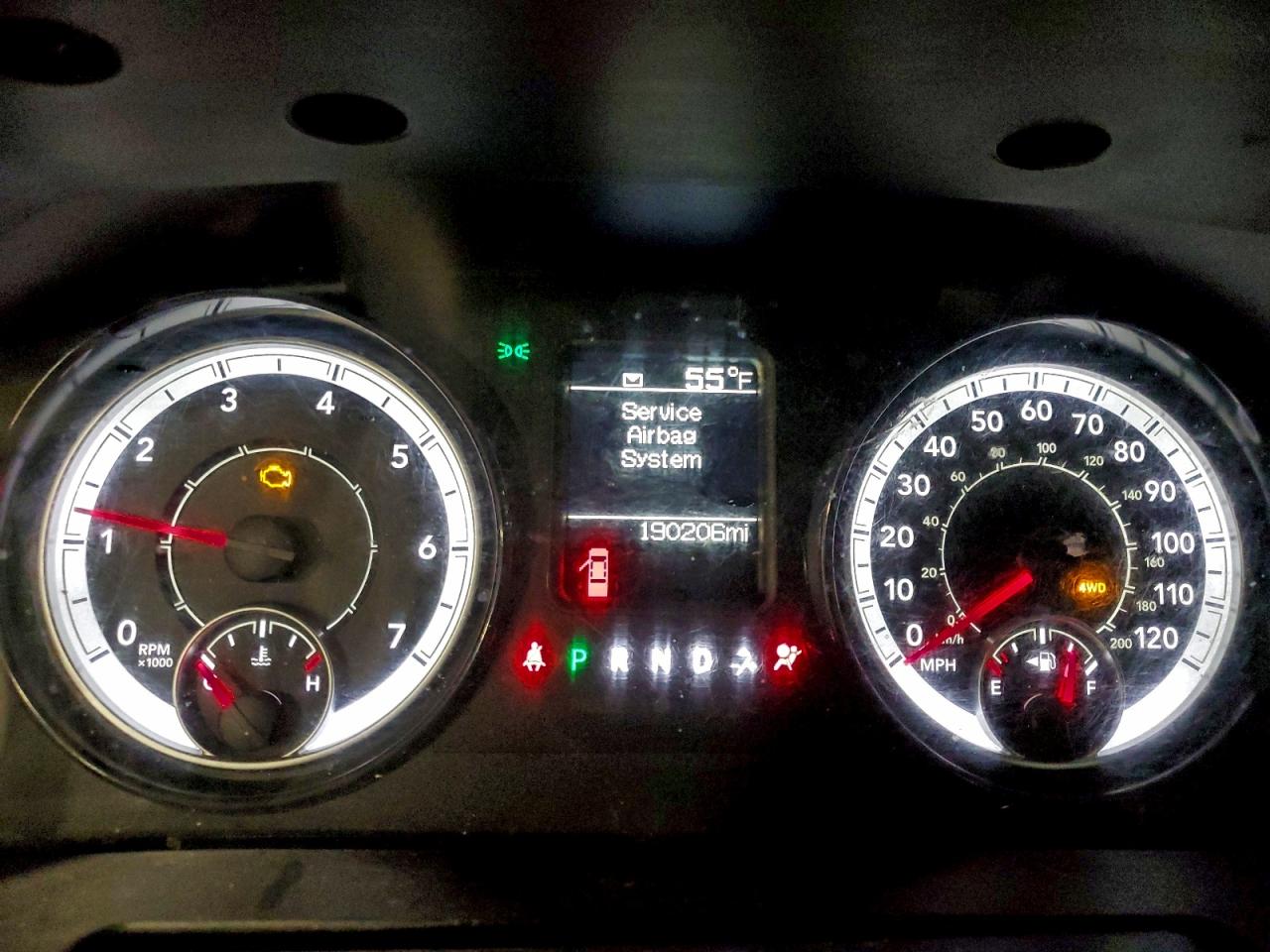 2019 RAM 1500 CLASSIC TRADESMAN photo 9