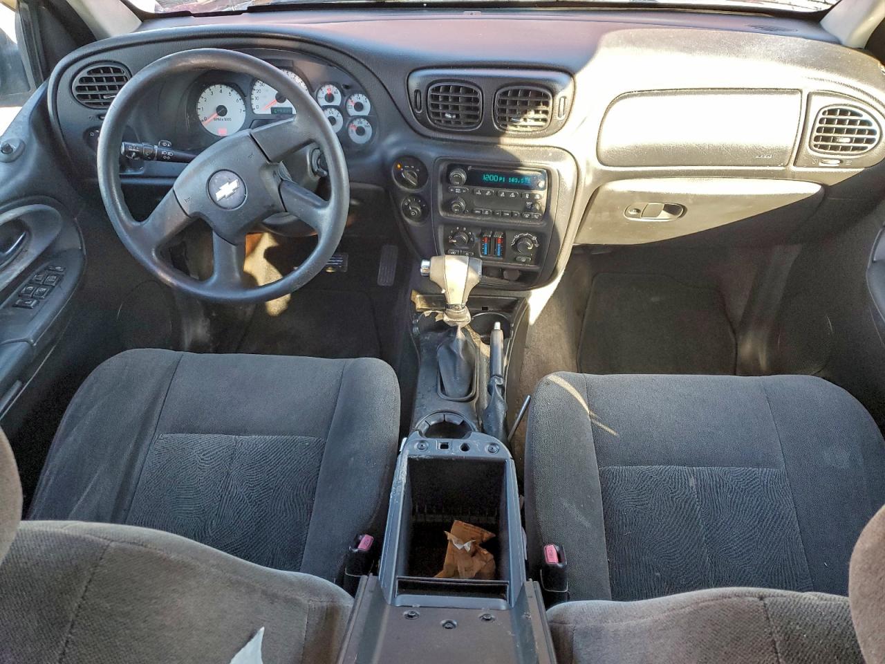 2005 CHEVROLET TRAILBLAZER LS photo 8