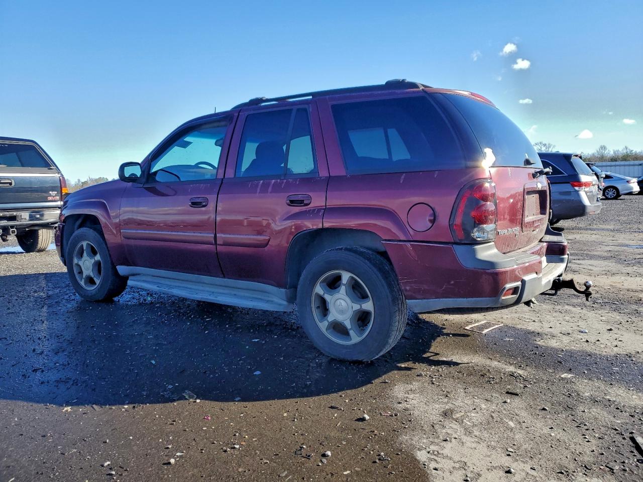 2005 CHEVROLET TRAILBLAZER LS photo 2