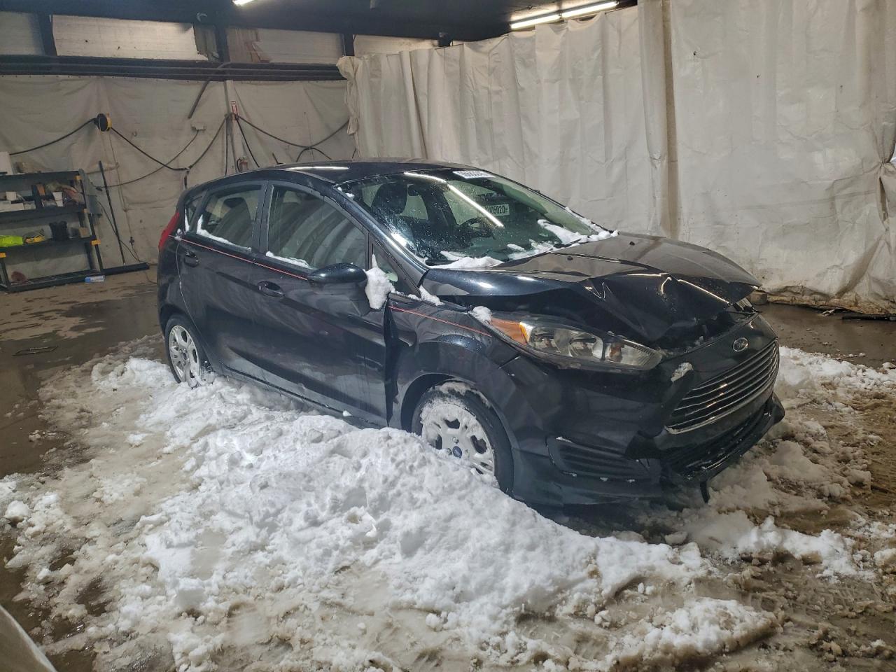 2015 FORD FIESTA S photo 4