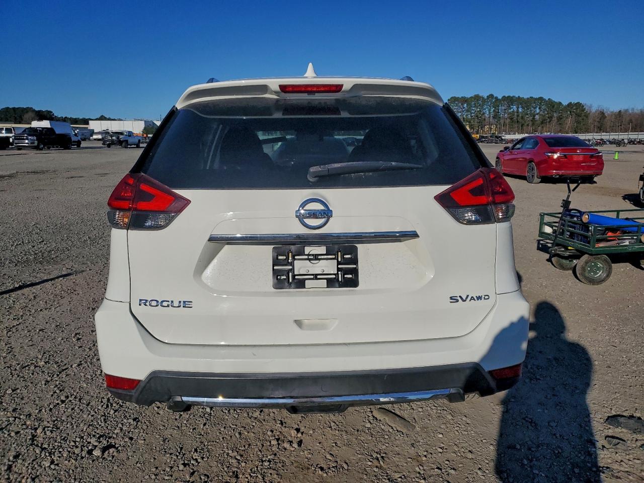 2017 NISSAN ROGUE S photo 11