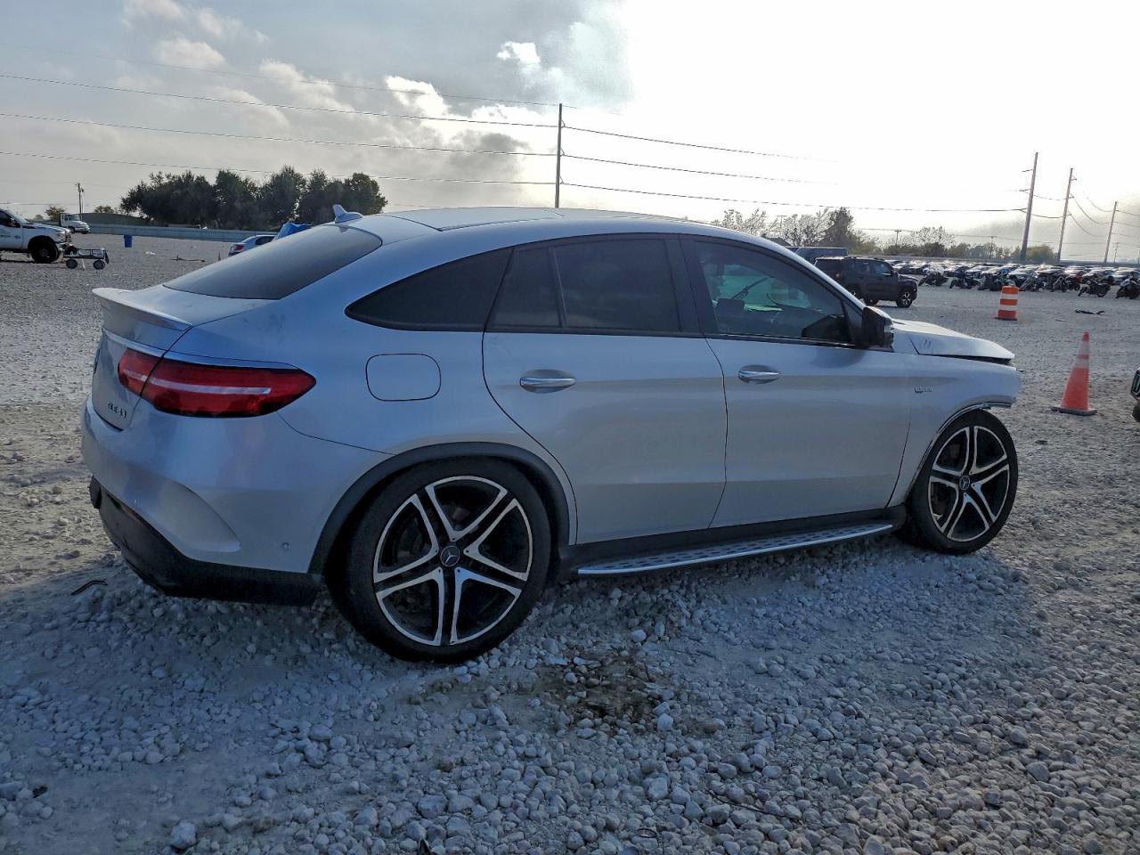 2019 MERCEDES-BENZ GLE COUPE 43 AMG photo 3