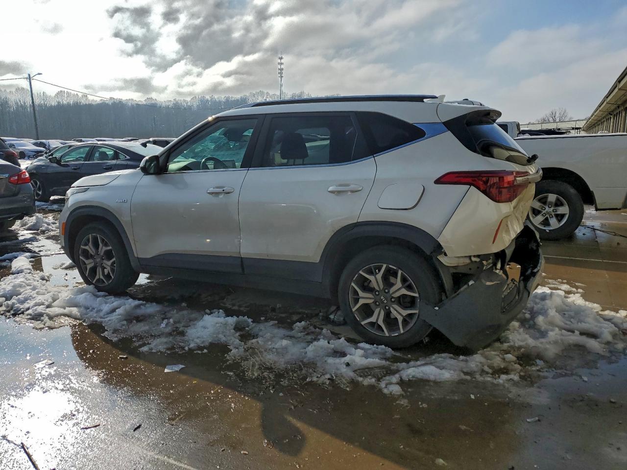 2021 KIA SELTOS EX photo 2