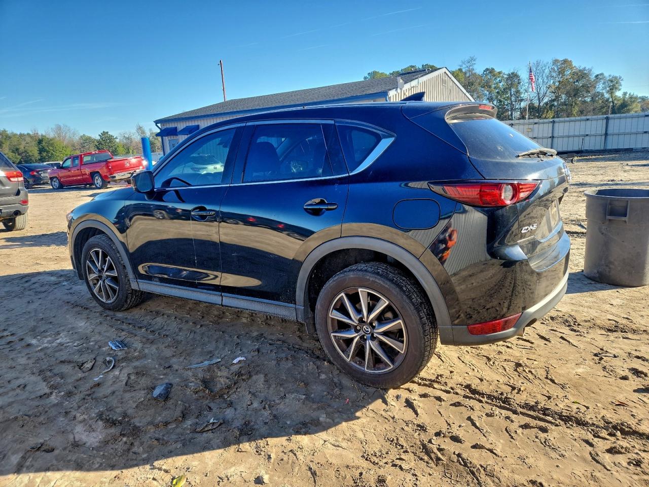 2017 MAZDA CX-5 GRAND TOURING photo 2