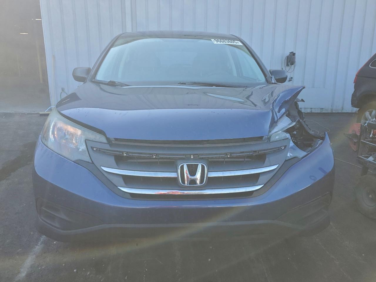 2014 HONDA CR-V LX photo 5