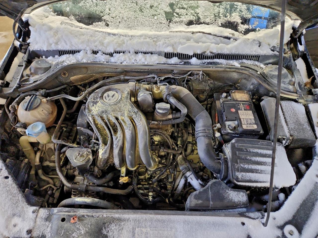 2013 VOLKSWAGEN JETTA BASE photo 11