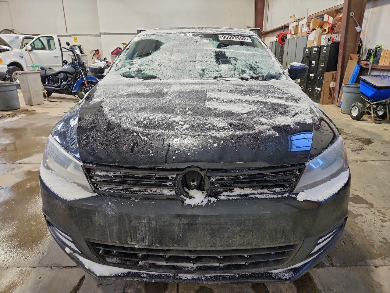 2013 VOLKSWAGEN JETTA BASE photo 5