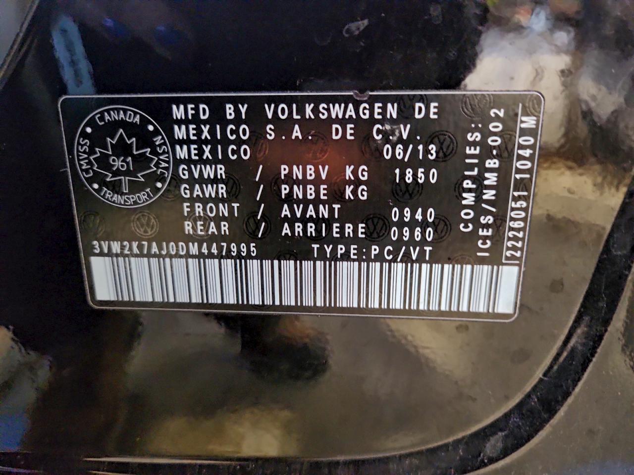 2013 VOLKSWAGEN JETTA BASE photo 12