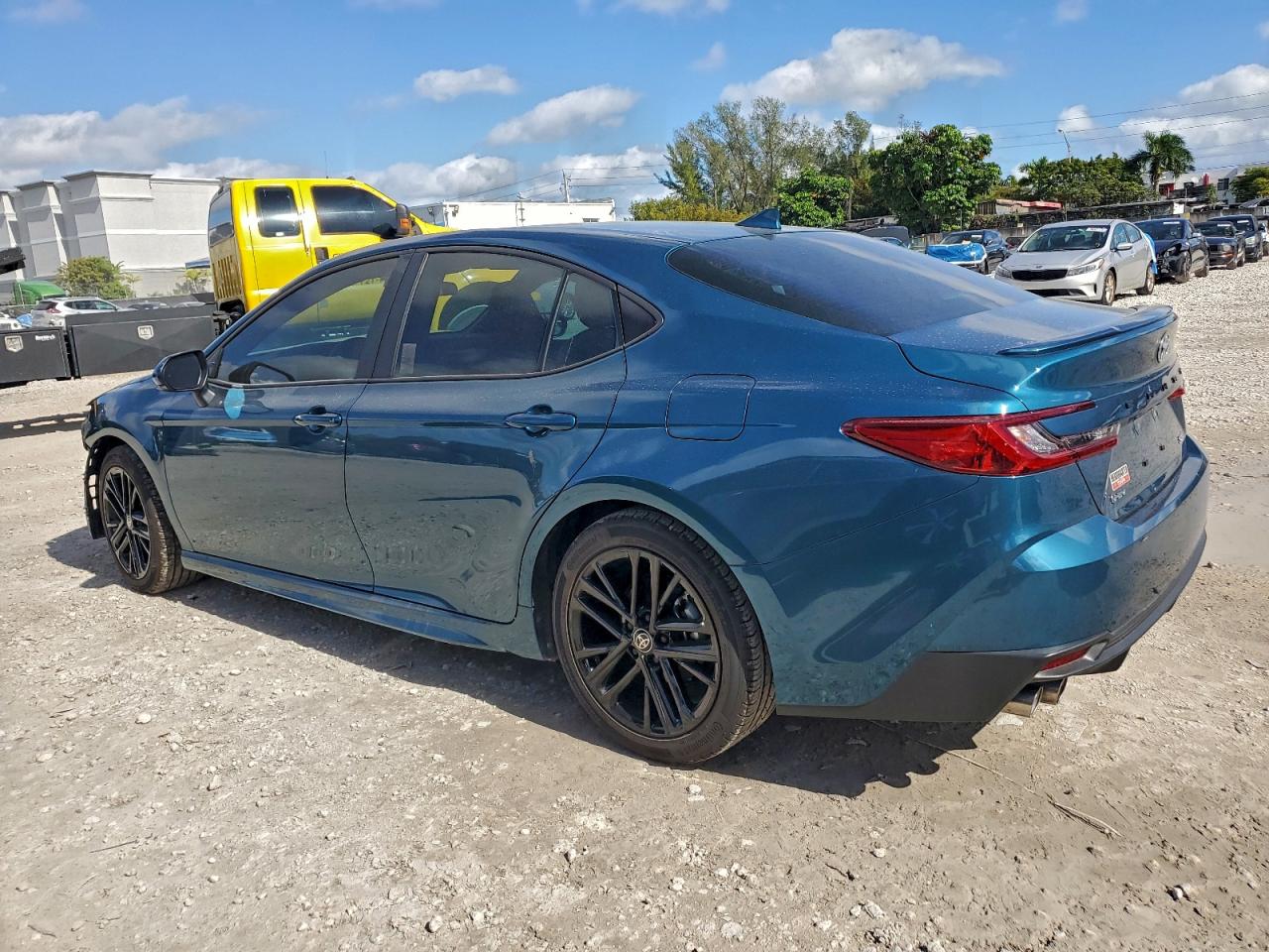 2025 TOYOTA CAMRY XSE photo 2