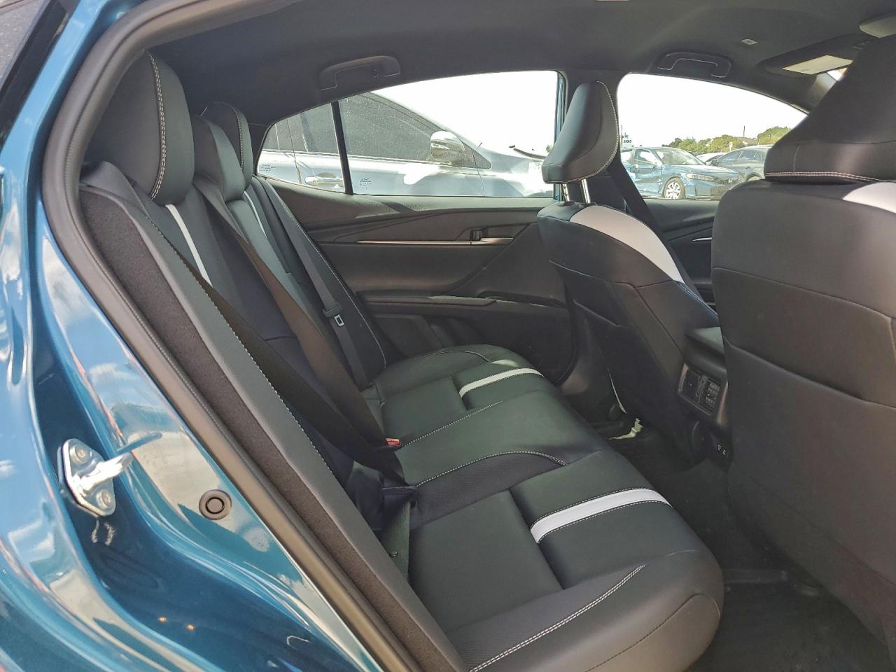 2025 TOYOTA CAMRY XSE photo 10