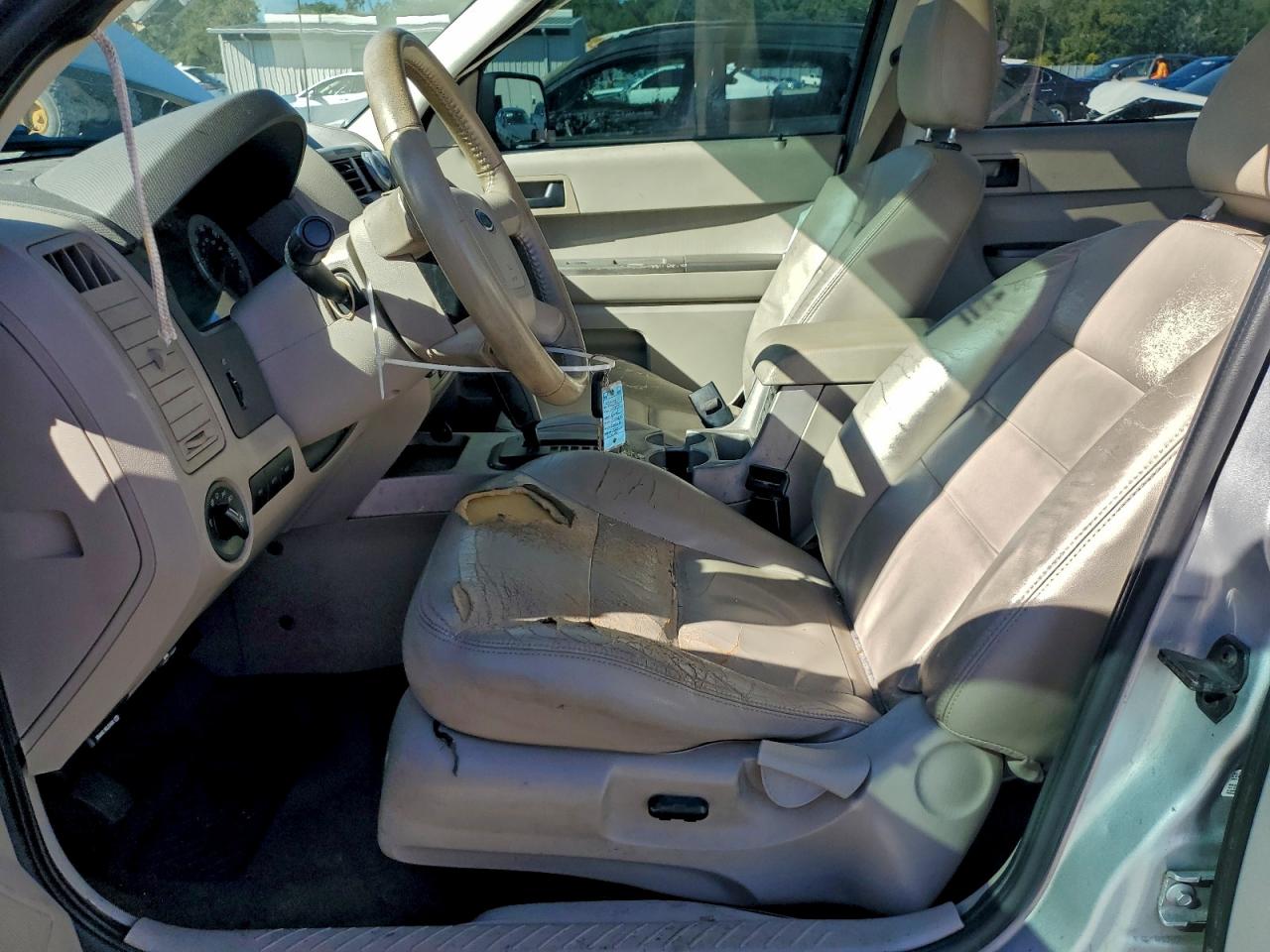 2008 FORD ESCAPE XLT photo 7