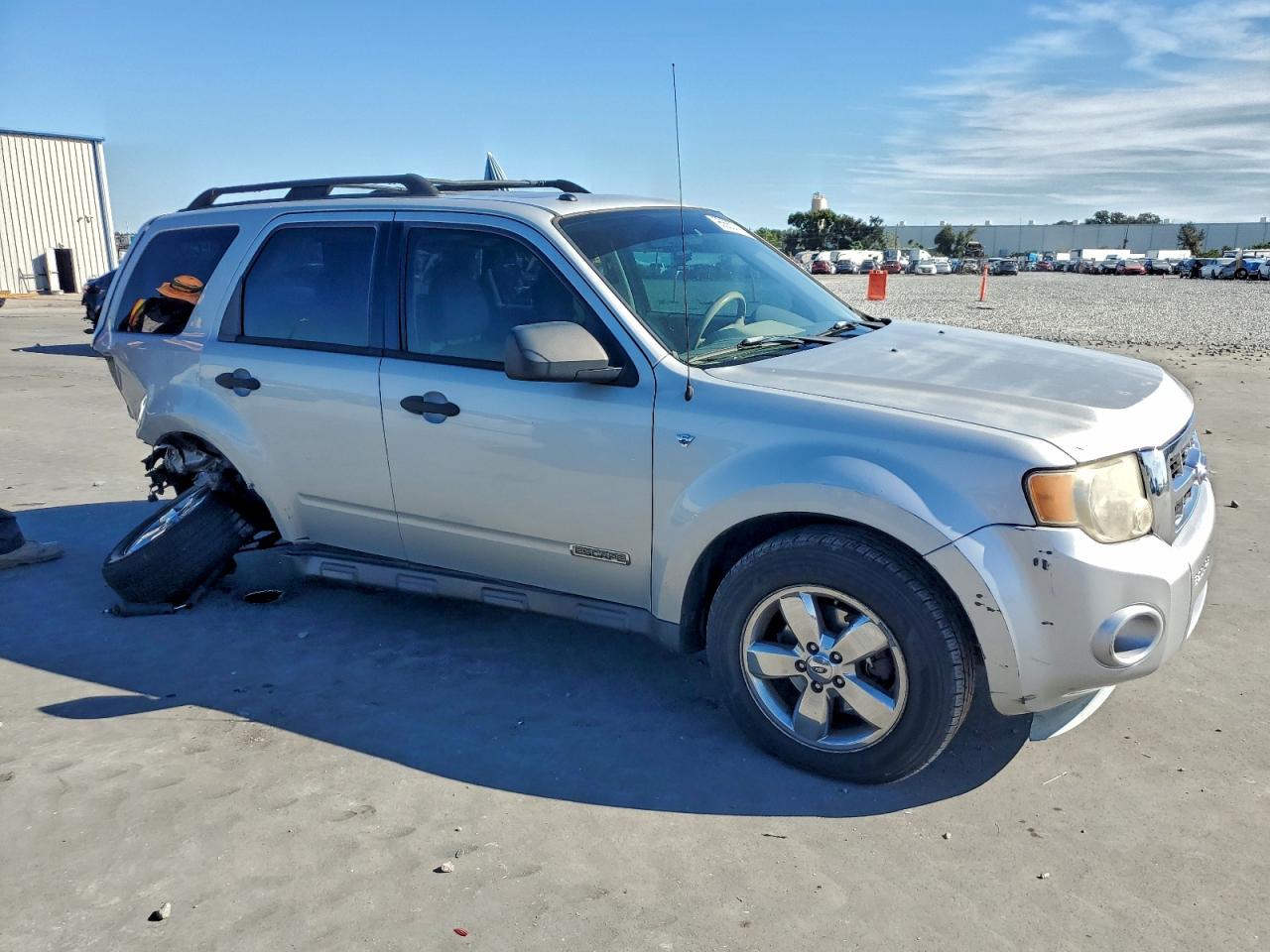 2008 FORD ESCAPE XLT photo 4