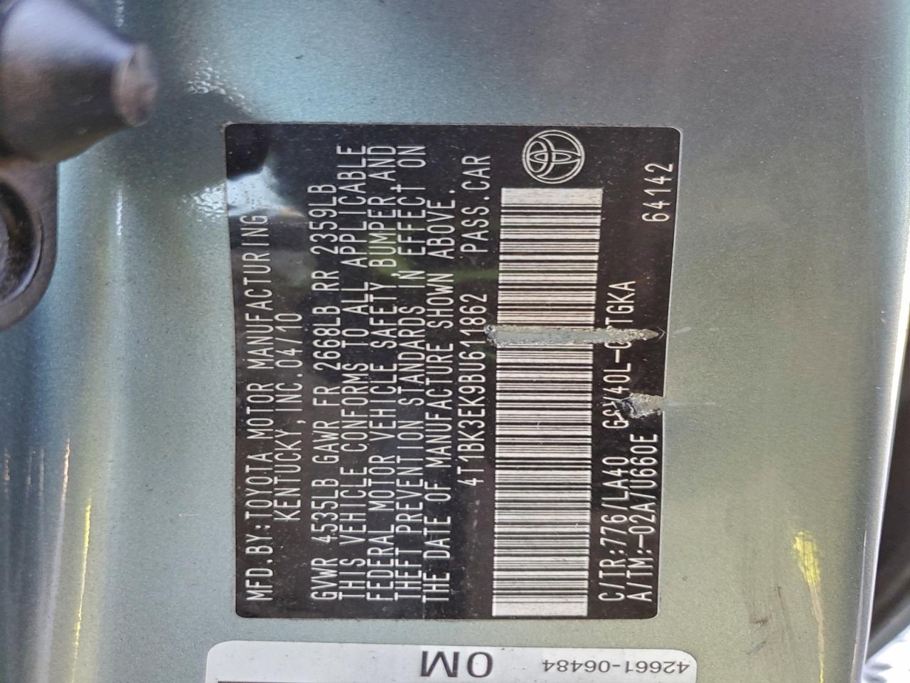 2011 TOYOTA CAMRY SE photo 12
