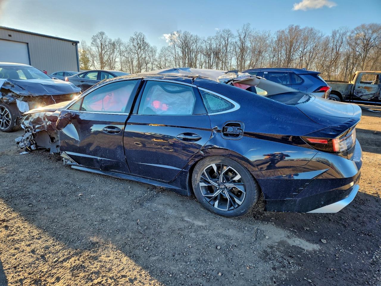 2024 HYUNDAI SONATA SEL photo 2