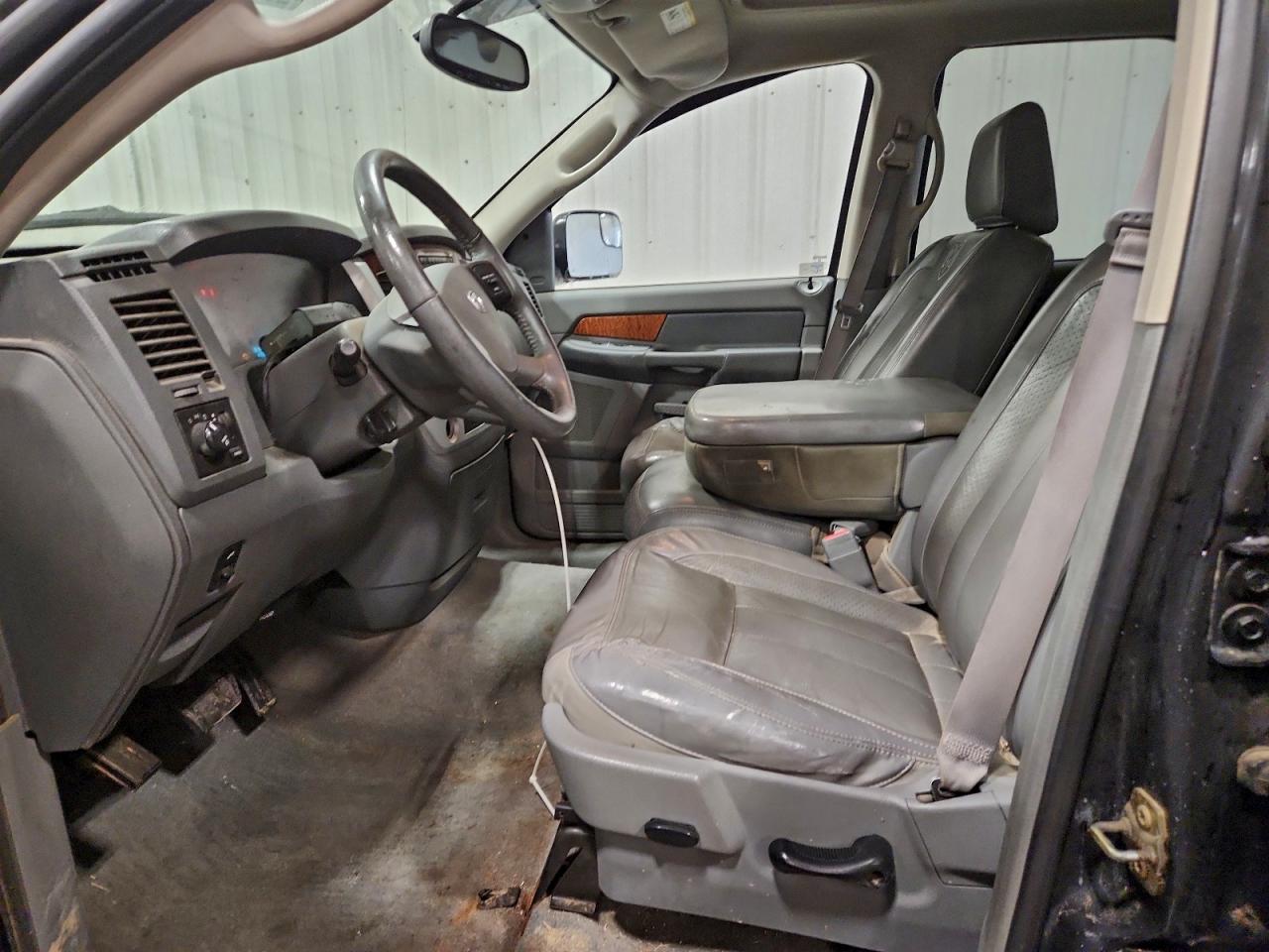 2006 DODGE RAM 1500 ST photo 13