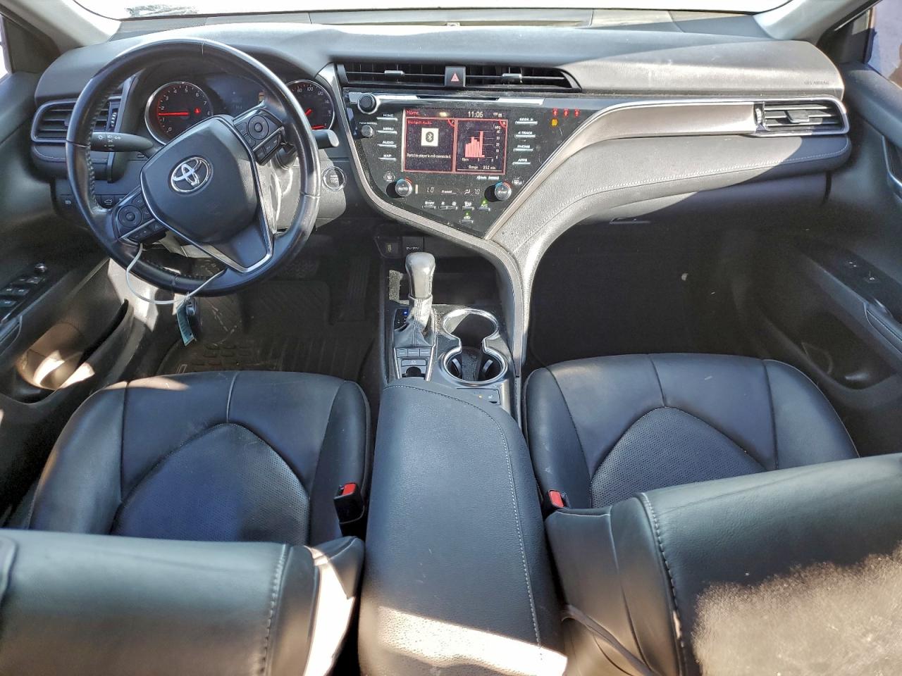 2020 TOYOTA CAMRY XSE photo 8