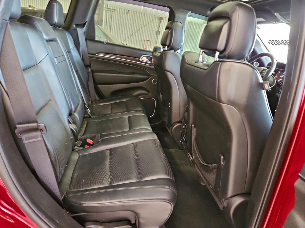2015 JEEP GRAND CHEROKEE OVERLAND photo 11