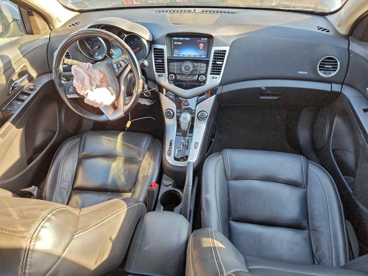 2015 CHEVROLET CRUZE LT photo 8