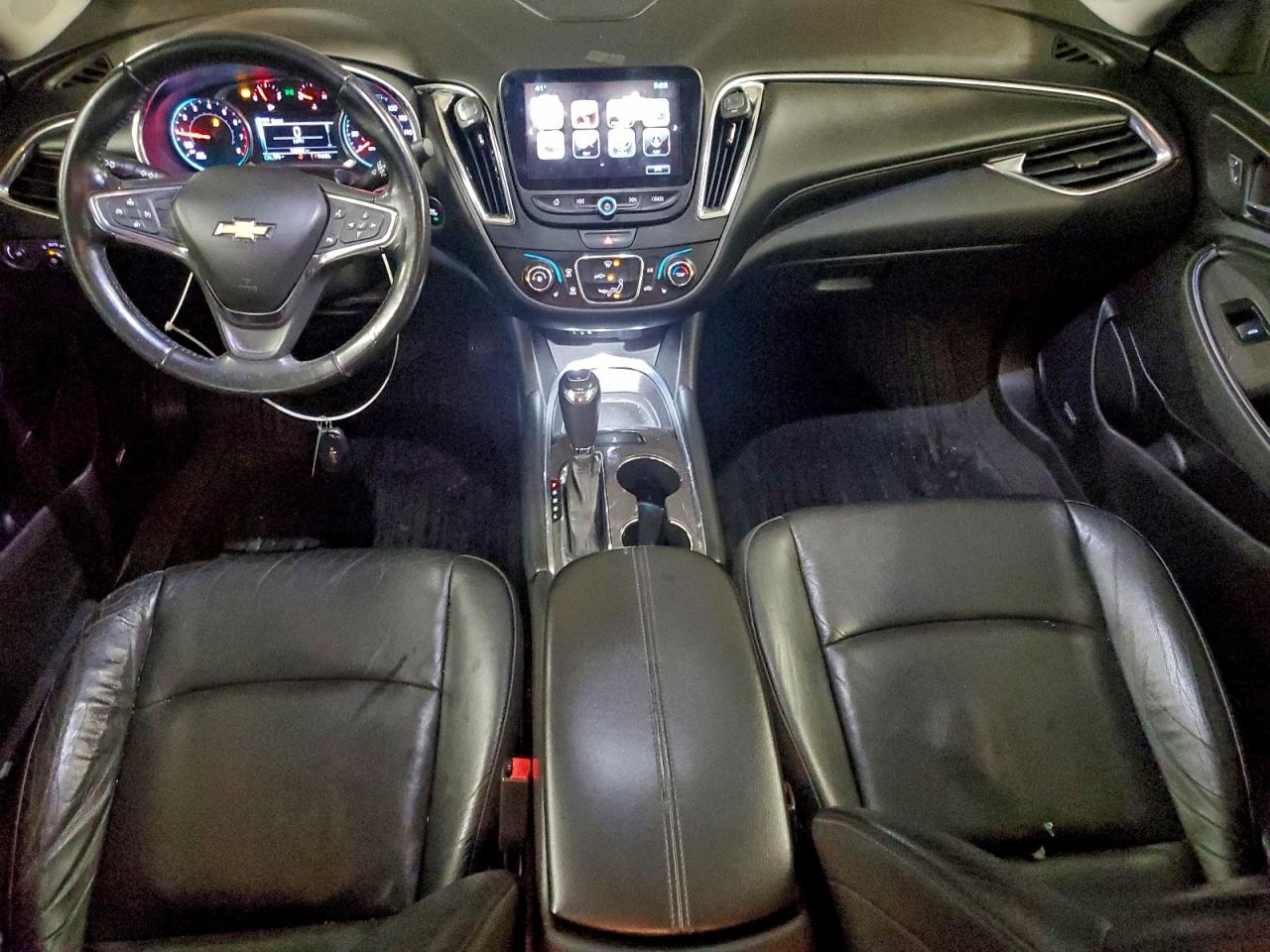 2017 CHEVROLET MALIBU LT photo 8