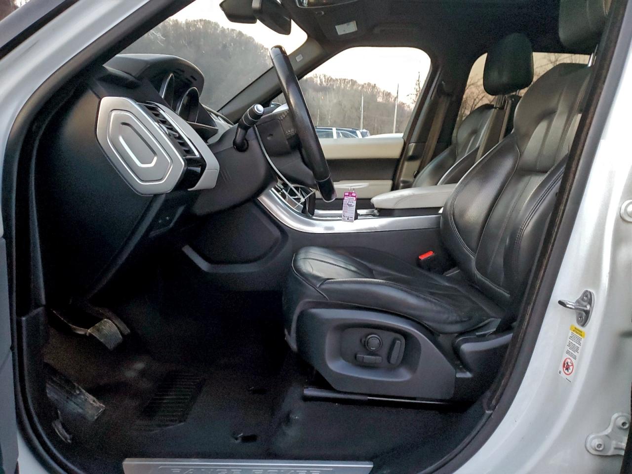 2016 LAND ROVER RANGE ROVER SPORT HSE photo 7