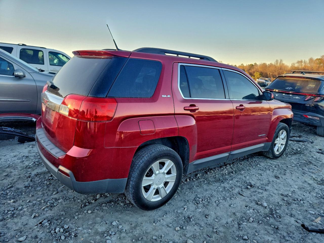2013 GMC TERRAIN SLE photo 3