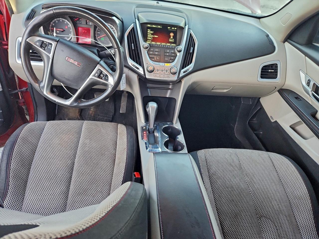 2013 GMC TERRAIN SLE photo 8