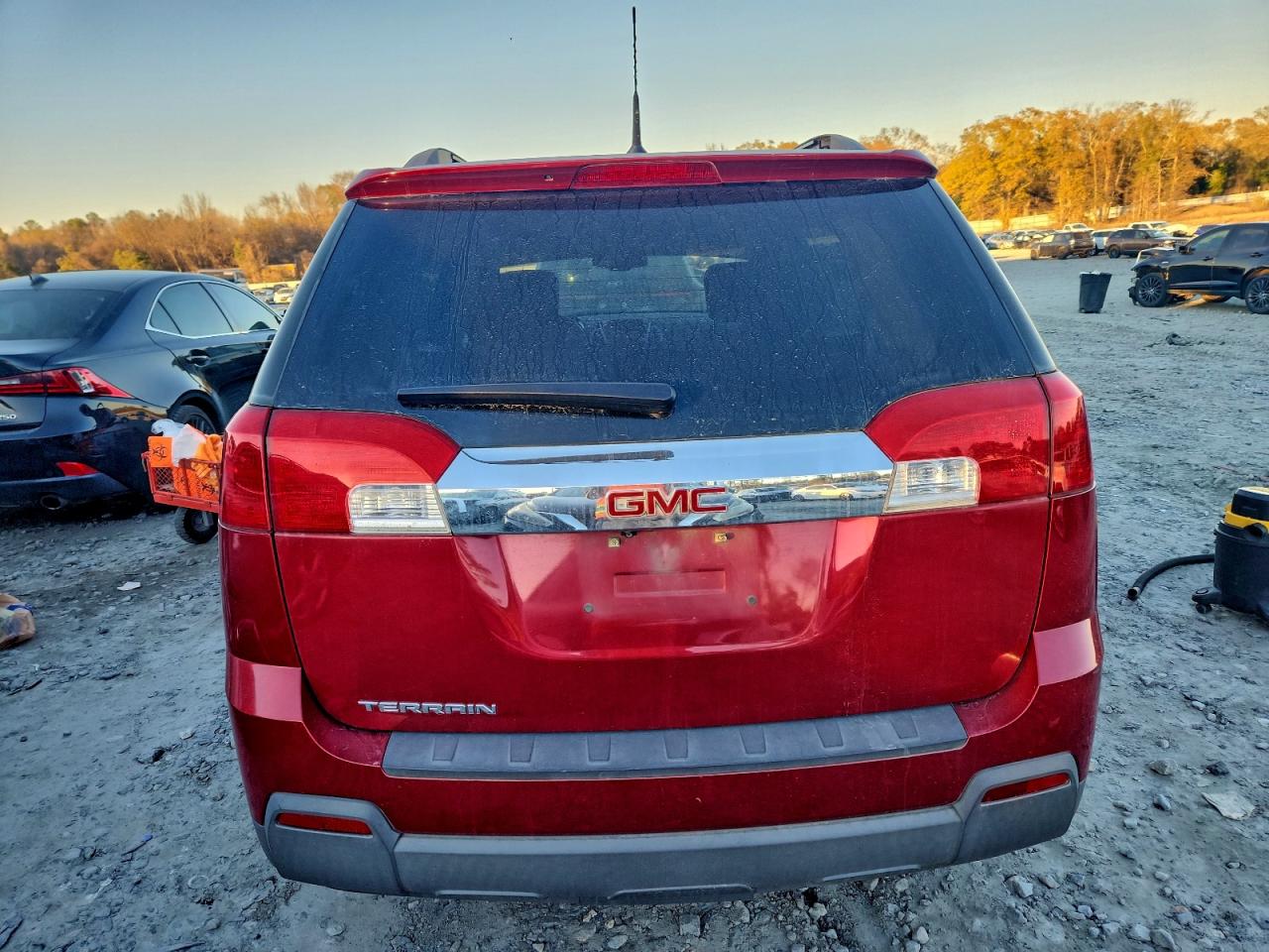 2013 GMC TERRAIN SLE photo 6