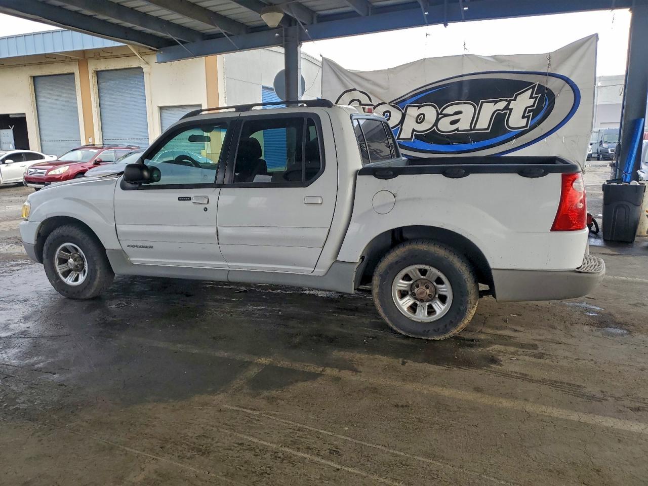 2001 FORD EXPLORER SPORT TRAC photo 2