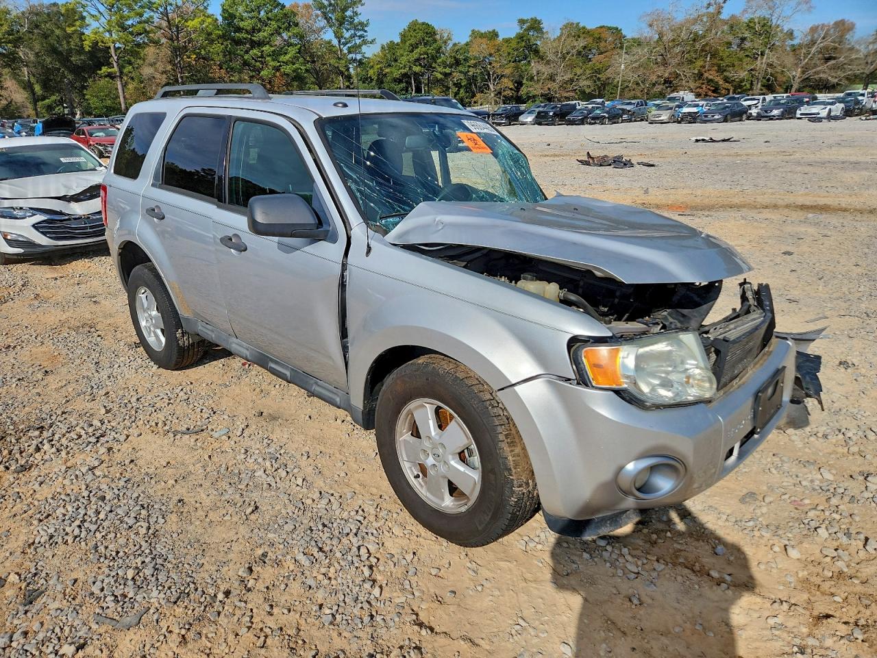 2012 FORD ESCAPE photo 4