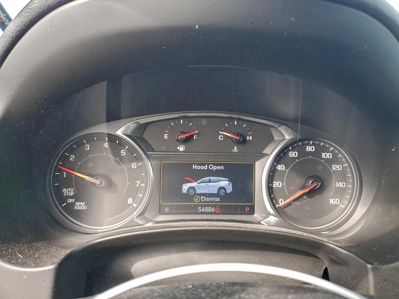 2024 GMC TERRAIN SLT photo 9