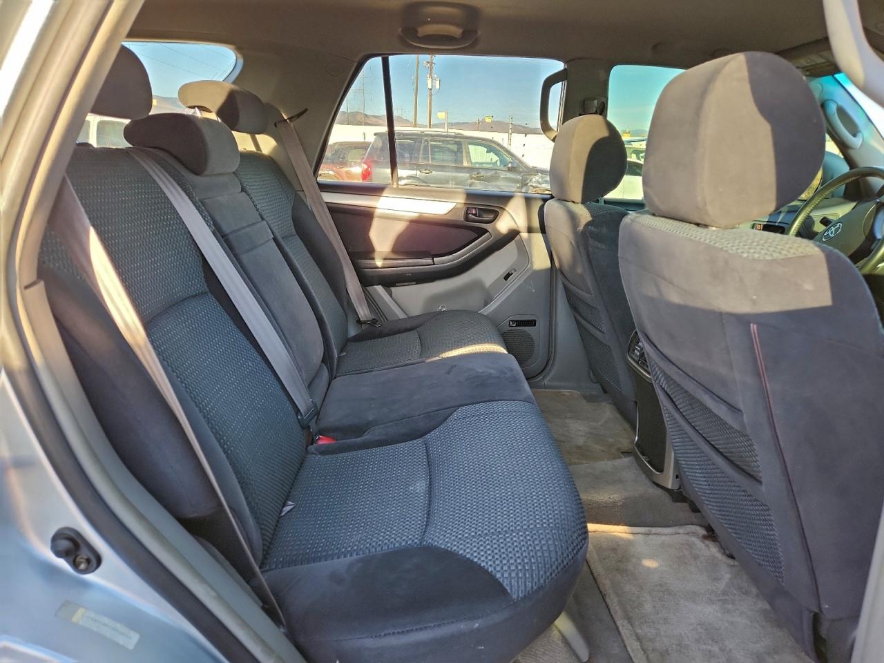 2003 TOYOTA 4RUNNER SR5 photo 11