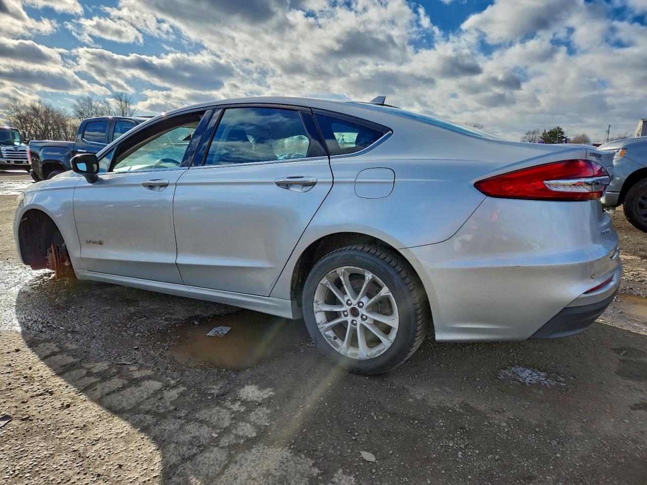 2019 FORD FUSION SE photo 2