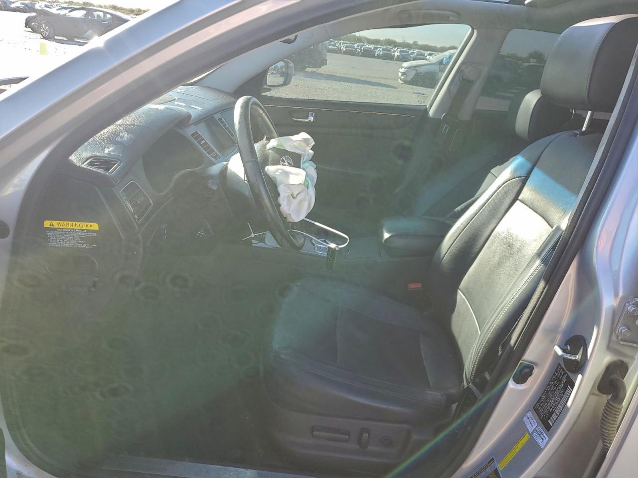 2011 HYUNDAI GENESIS 3.8L photo 13
