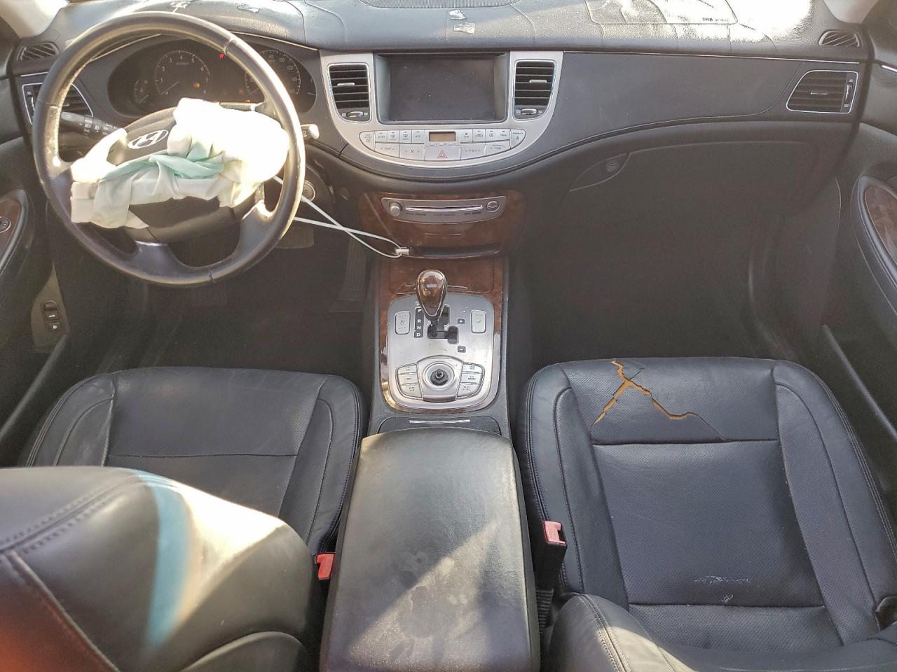 2011 HYUNDAI GENESIS 3.8L photo 15