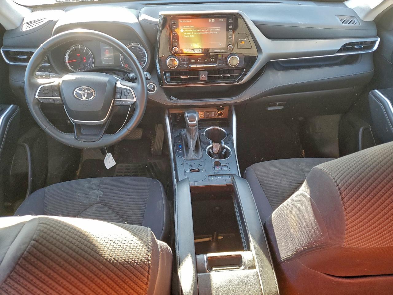 2022 TOYOTA HIGHLANDER L photo 8