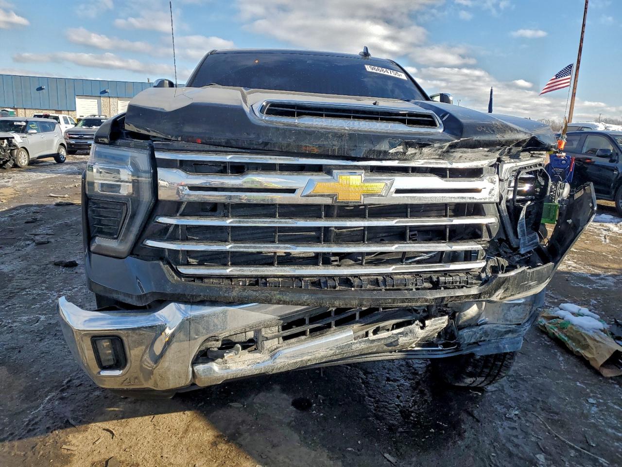 2025 CHEVROLET SILVERADO K2500 HEAVY DUTY LTZ photo 5