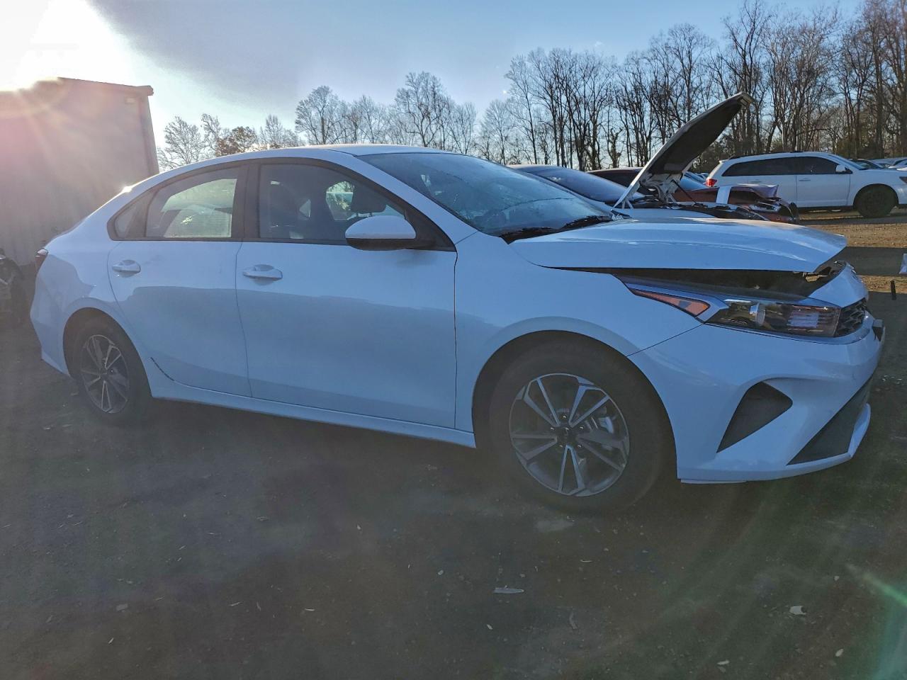 2024 KIA FORTE LX photo 4