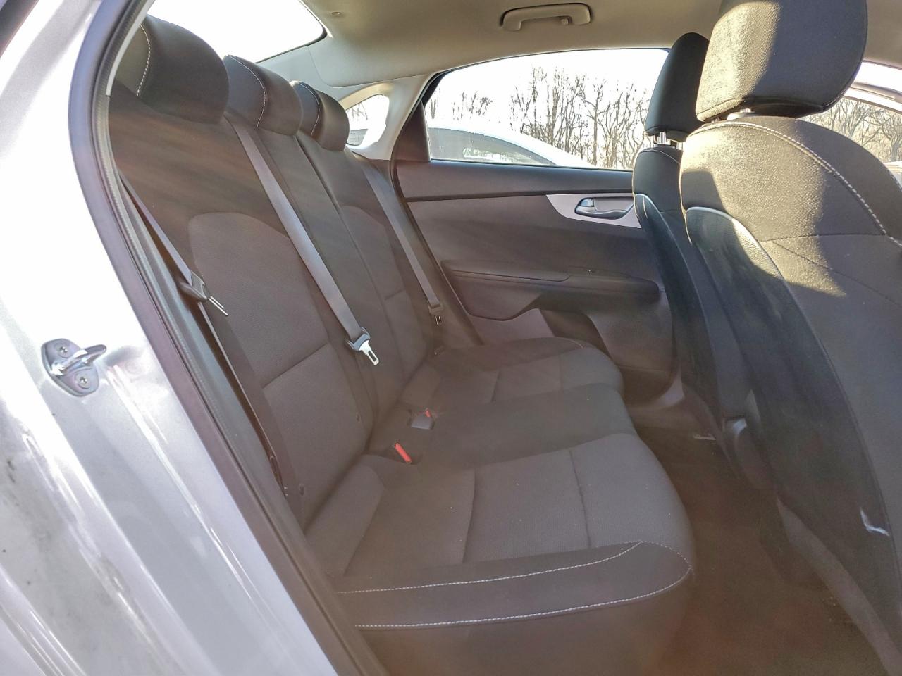 2024 KIA FORTE LX photo 10