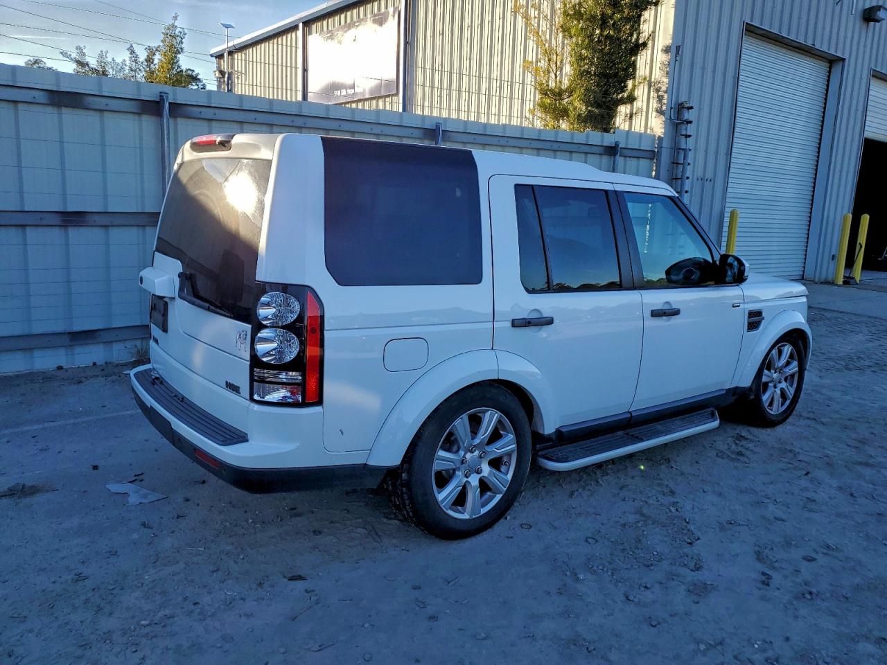 2016 LAND ROVER LR4 HSE photo 3