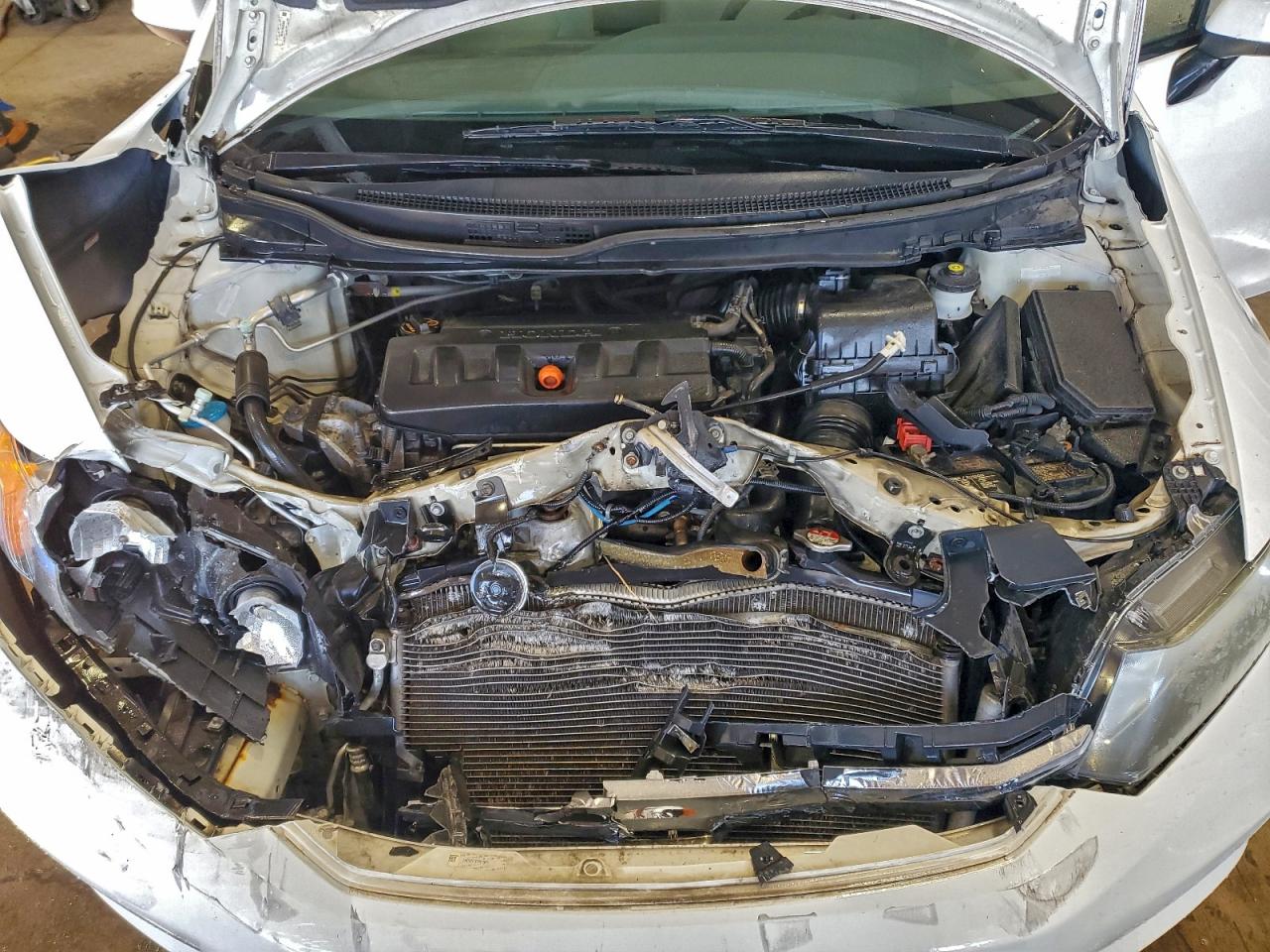 2012 HONDA CIVIC LX photo 11