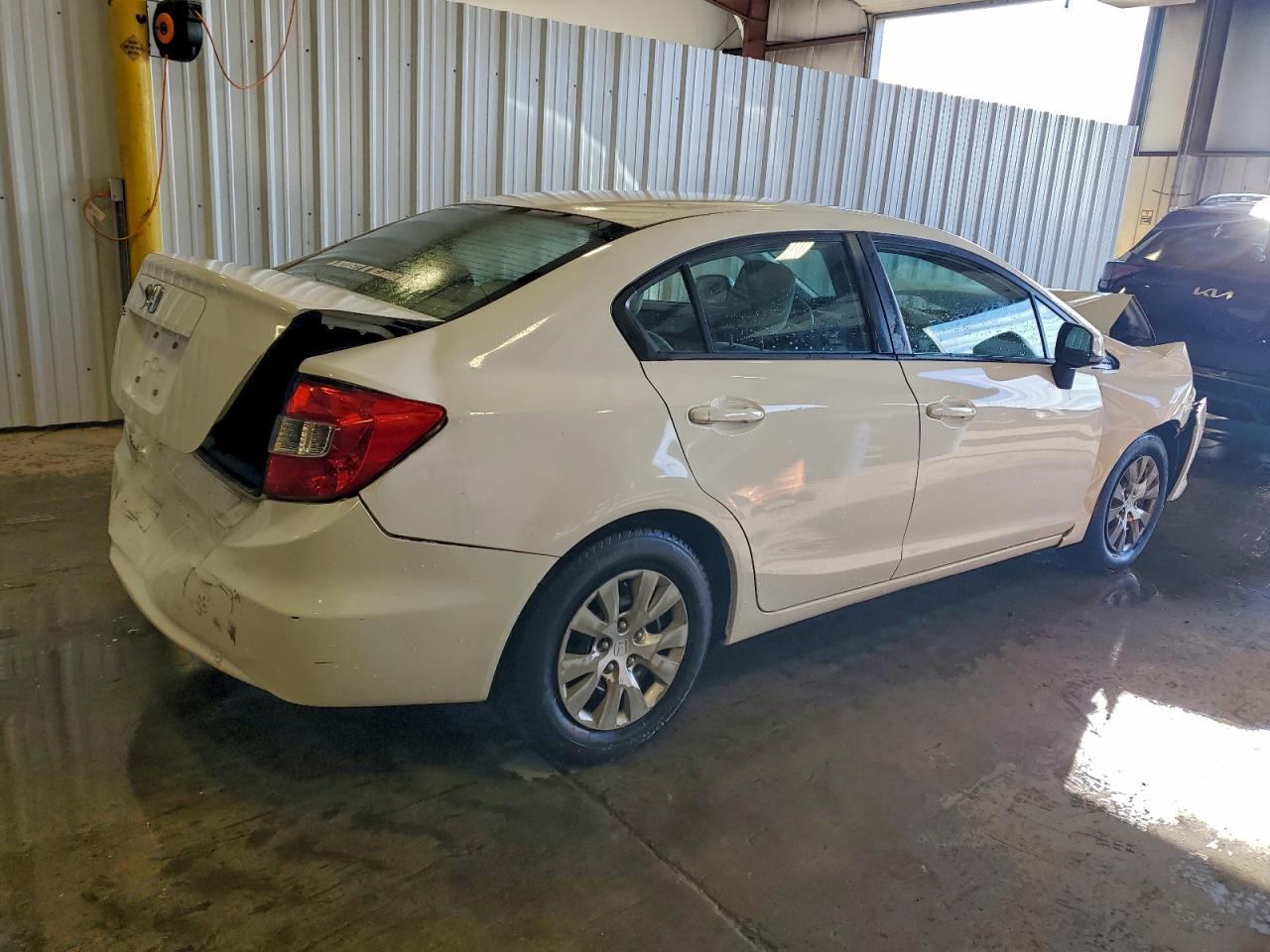 2012 HONDA CIVIC LX photo 3