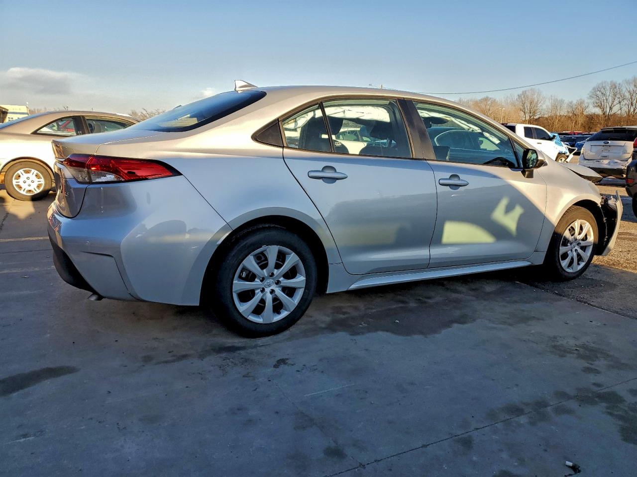 2024 TOYOTA COROLLA LE photo 5