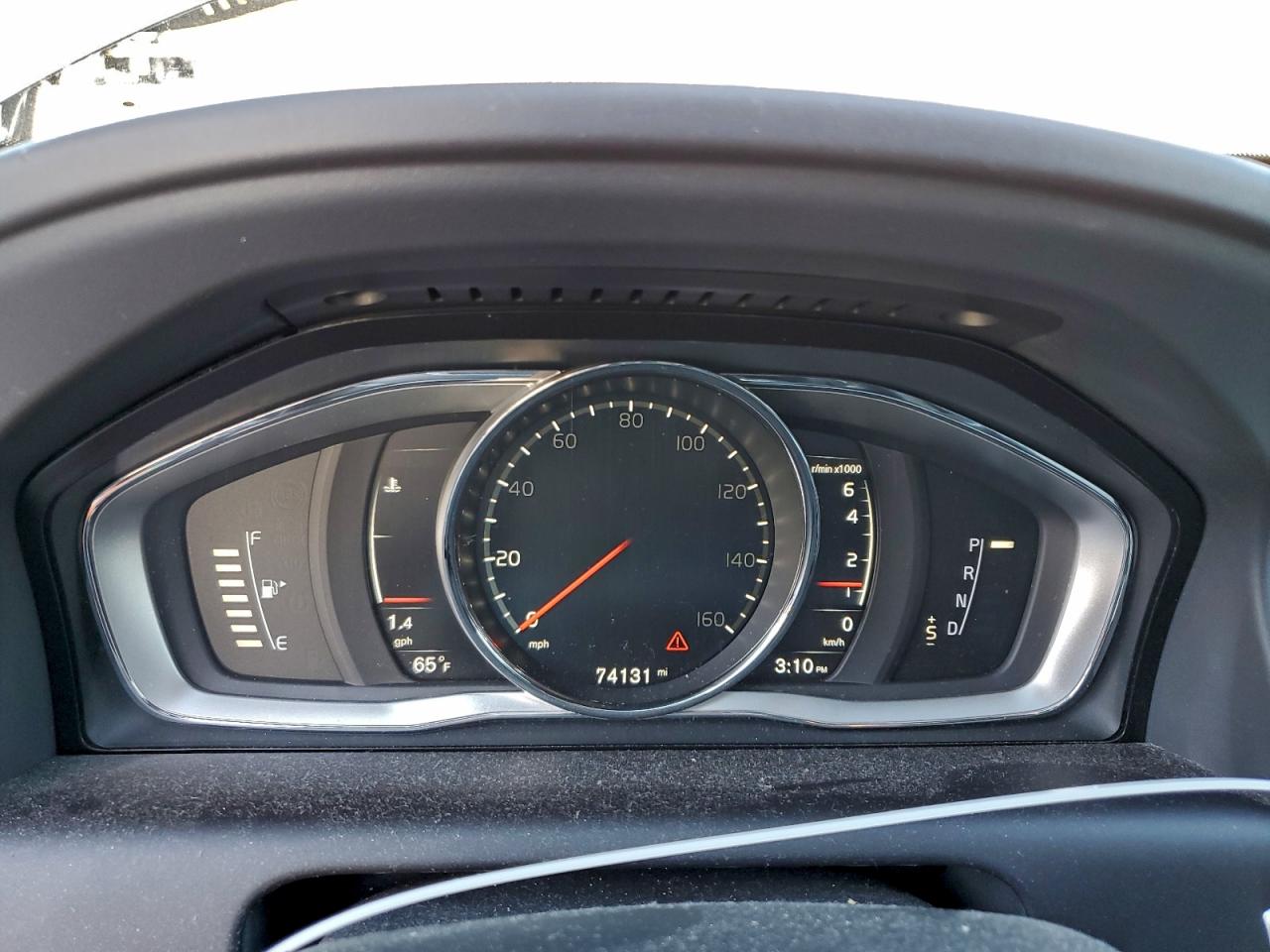 2017 VOLVO XC60 T5 DYNAMIC photo 9
