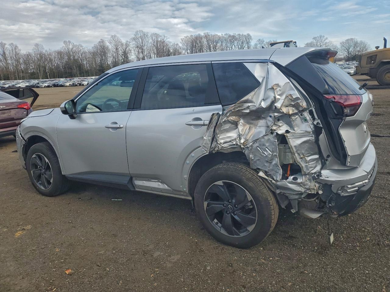 2025 NISSAN ROGUE SV photo 2